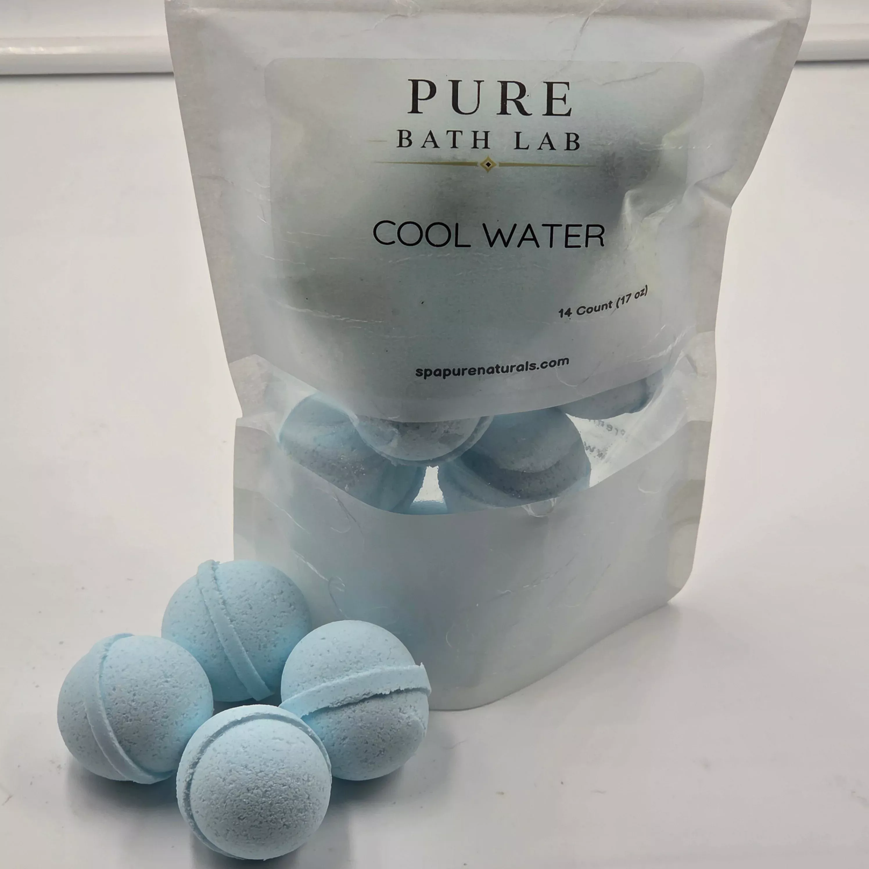 14 bath bombs Cool Water (Davidoff Type) great for dry skin, ultra-moisturizing