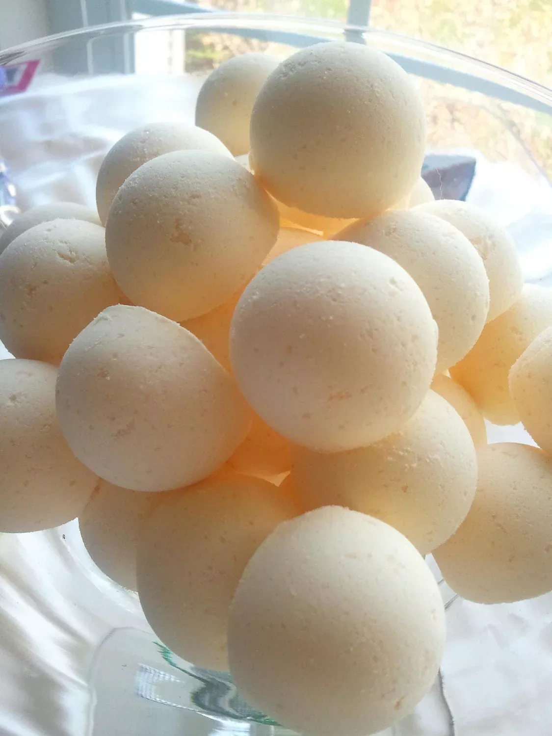 14 bath bombs (select from over 100 fragrances) our Little Bag of Balls (great for dry skin)
