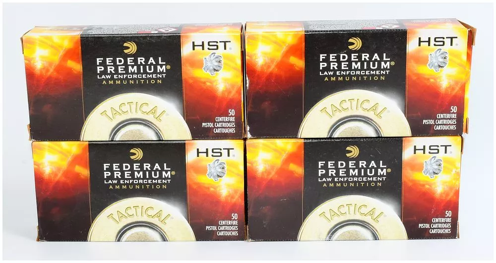 200 Rounds Federal Premium Law Enforcement 40 S&W 180 Grain HST Jacketed Hollow Point Ammunition