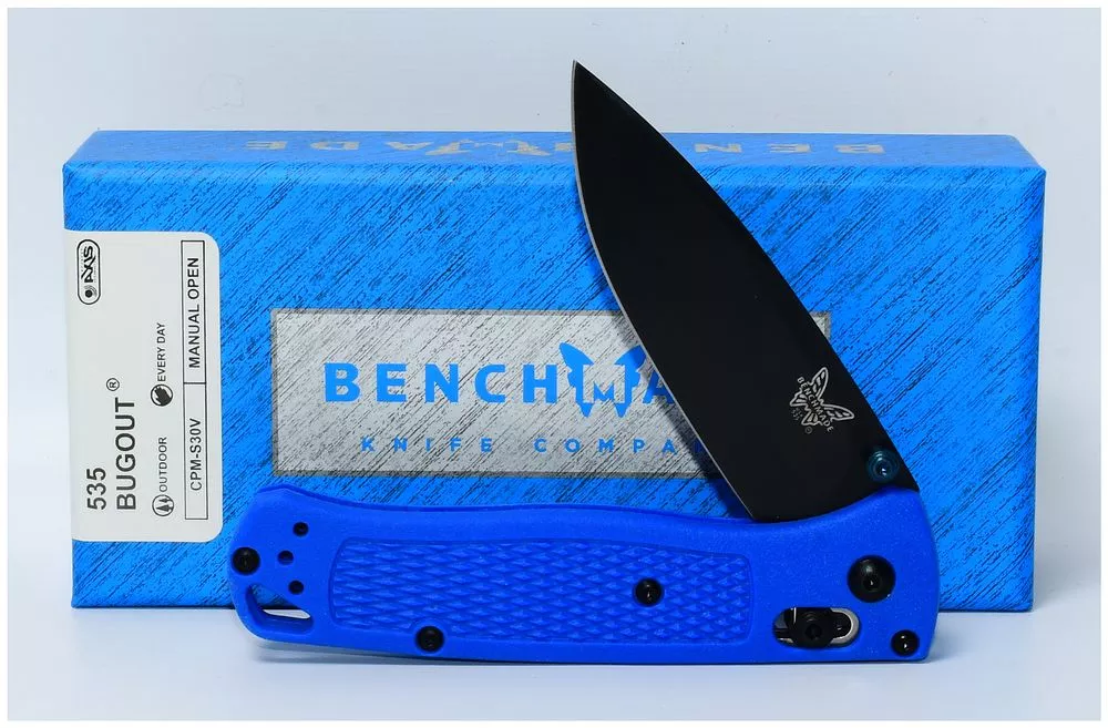 Benchmade 535 Bugout Folding Knife, Blue Handle, Black S30V Blade, New in Box