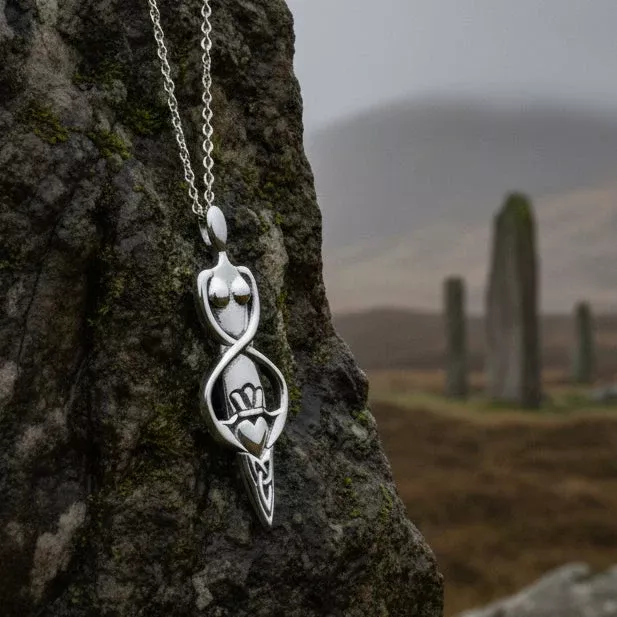 Irish Danu Claddagh Necklace in Sterling Silver
