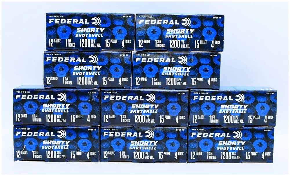 A Lot of 100 Rounds Federal Shorty Shotshell 12 Gauge #4 Buck Ammunition, Product Code SH129 4B