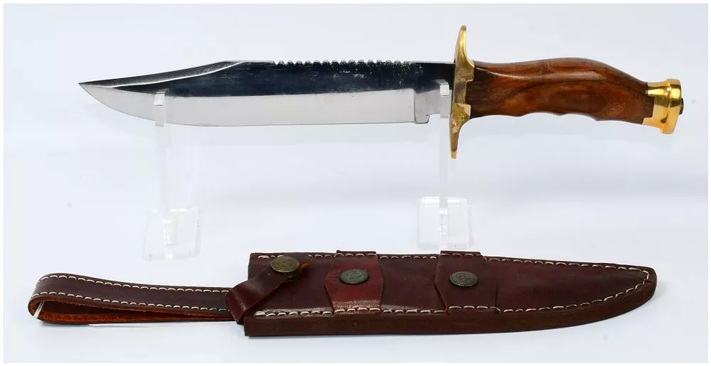Muela Bowie Hunting Knife with Sheath, Made in Spain