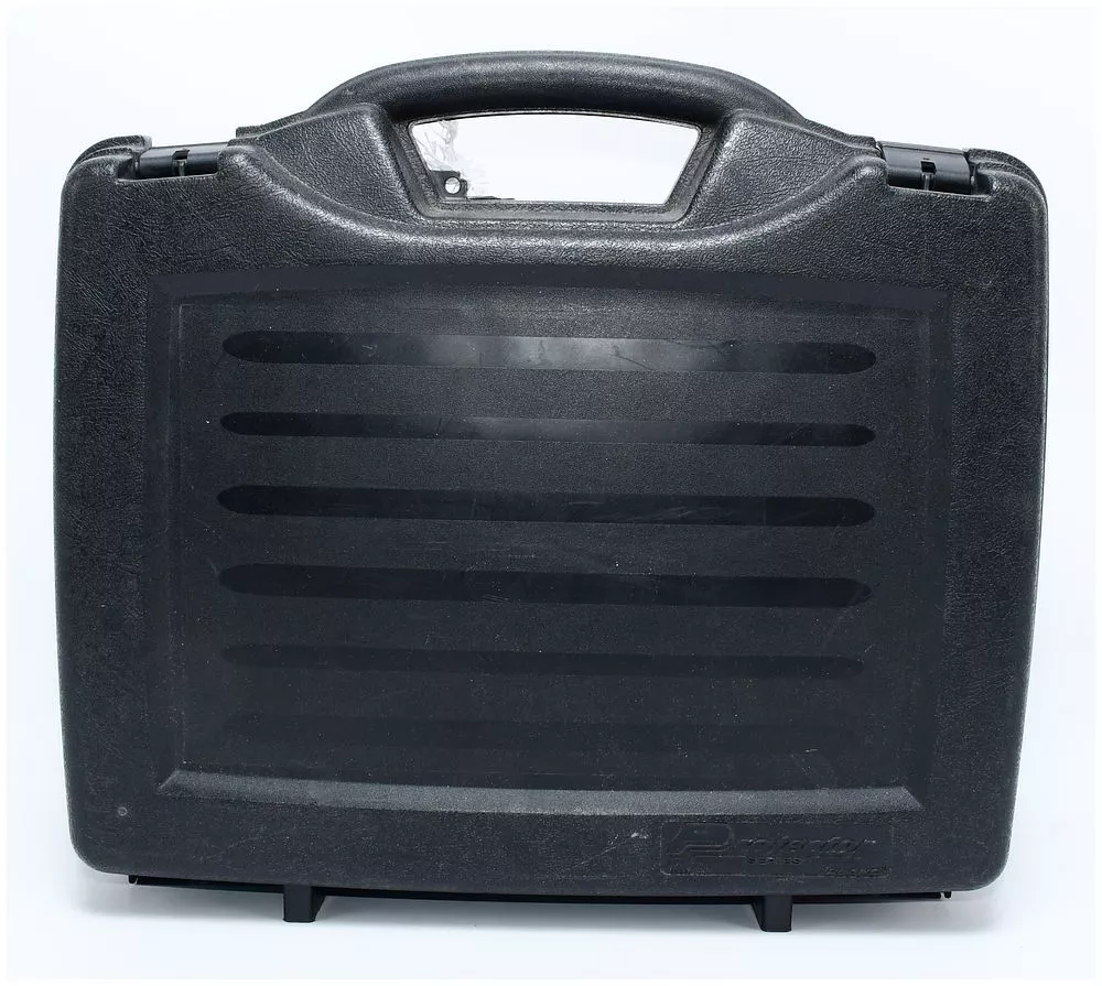 Plano Protector Series Model 1404 Carrying Case