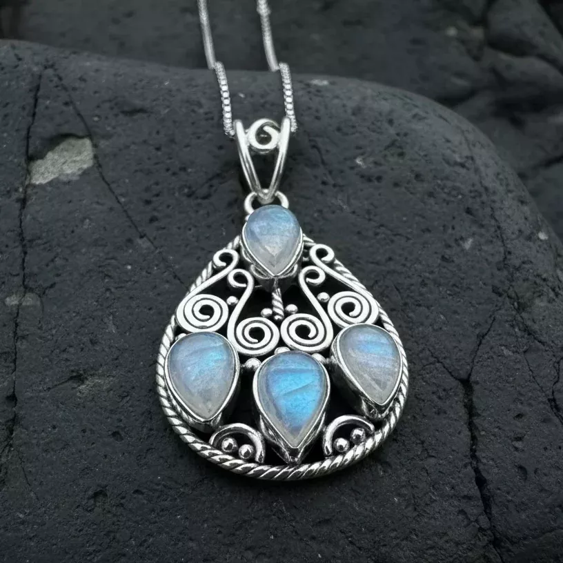 Sechnall Celtic Spiral Necklace
