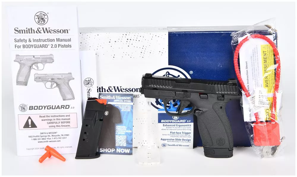 Smith & Wesson Bodyguard 2.0 .380 Auto Semi-Automatic Pistol with Thumb Safety, Model 13926
