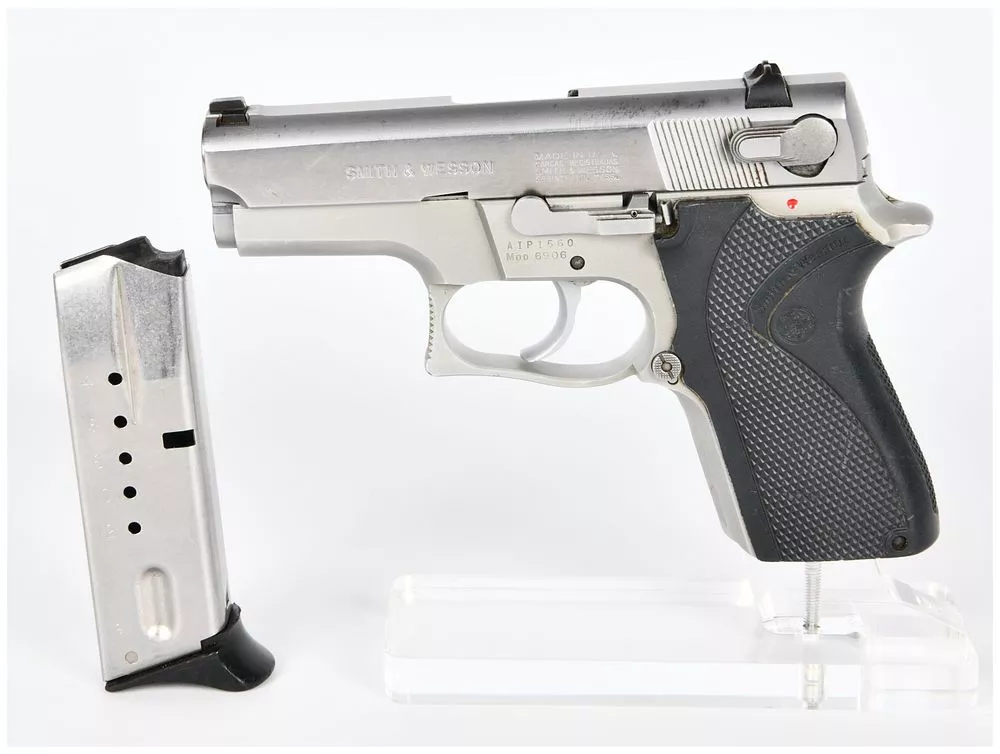 Smith & Wesson Model 6906 9mm Parabellum Police Trade-In Semi-Automatic Pistol