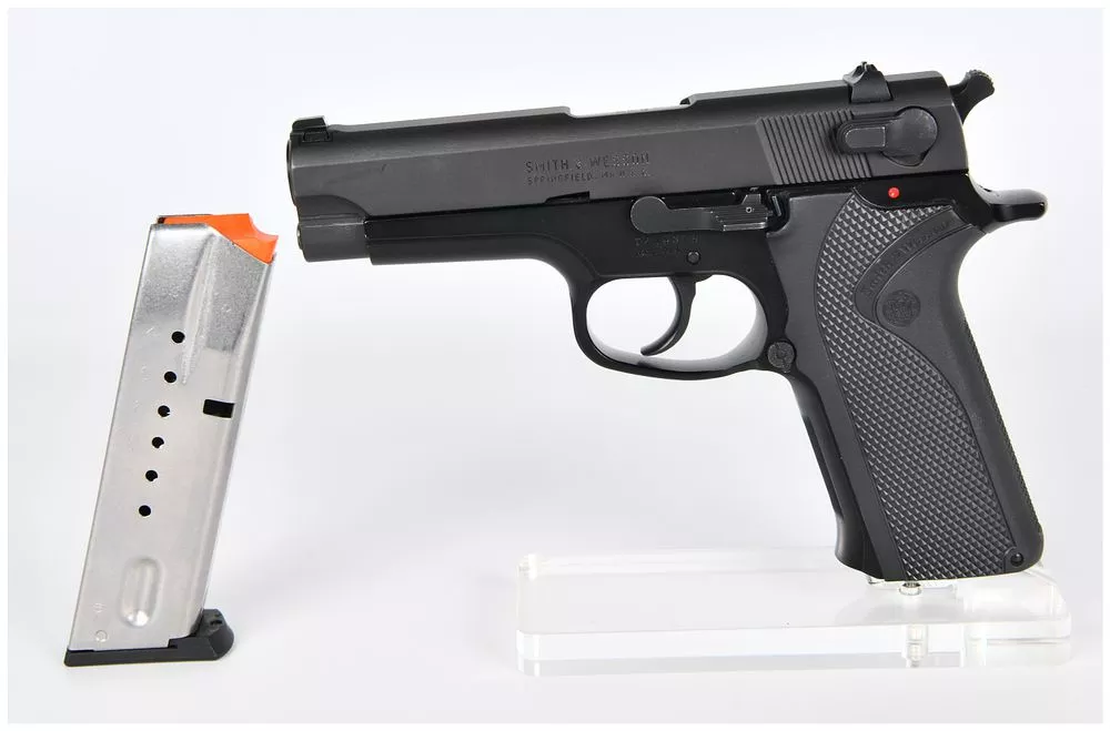A Smith & Wesson Model 915 9mm Semi-Automatic Pistol with Magazine
