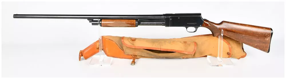 Ward's Western Field Model 30-SB562A 12 Gauge Pump Action Shotgun with Case